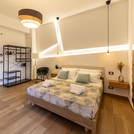 Armony Luxury Suites CTA Room photo